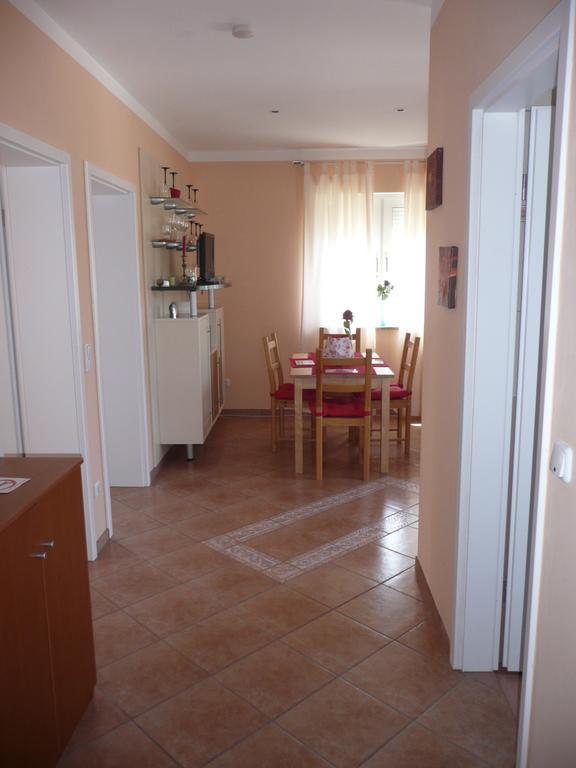 Apartments Rafaela Barbat na Rabu Exteriör bild